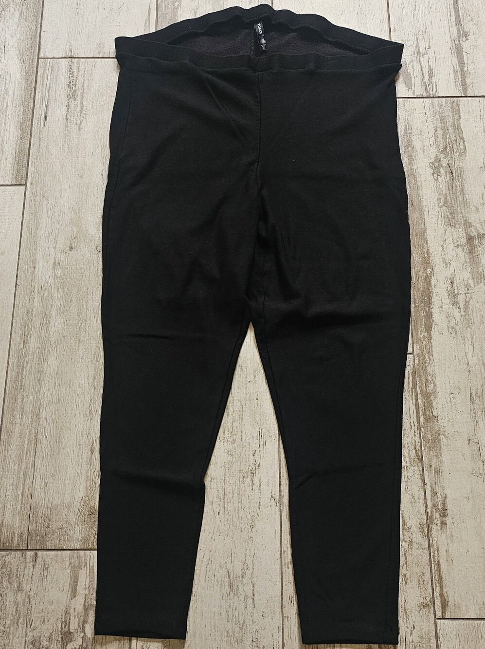 Torrid Fleece Black Stretch Knit Leggings 4X
